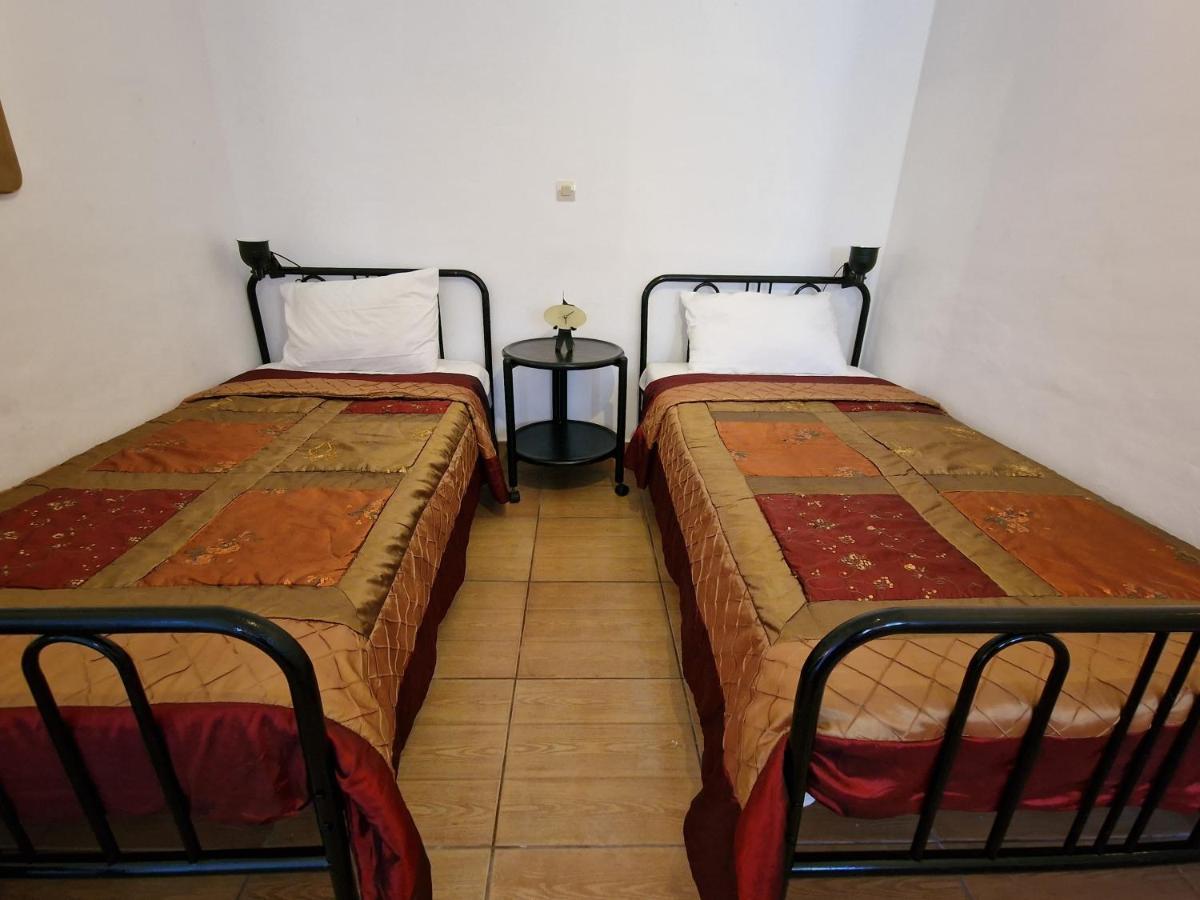 Maria'S Apartments Pigí المظهر الخارجي الصورة